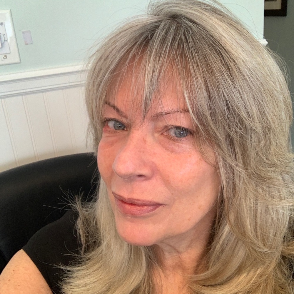 Meet your Posher, Lynette